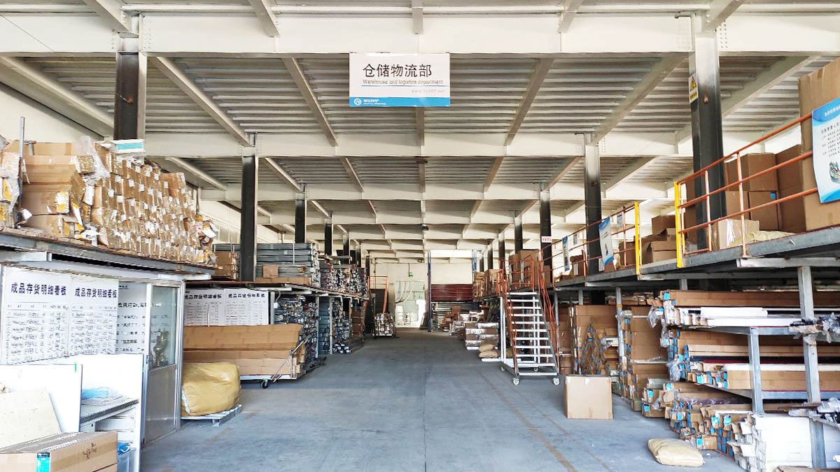 Grab Bars in Elderly Care and Rehabilitation: Enhancing Safety and Mobility