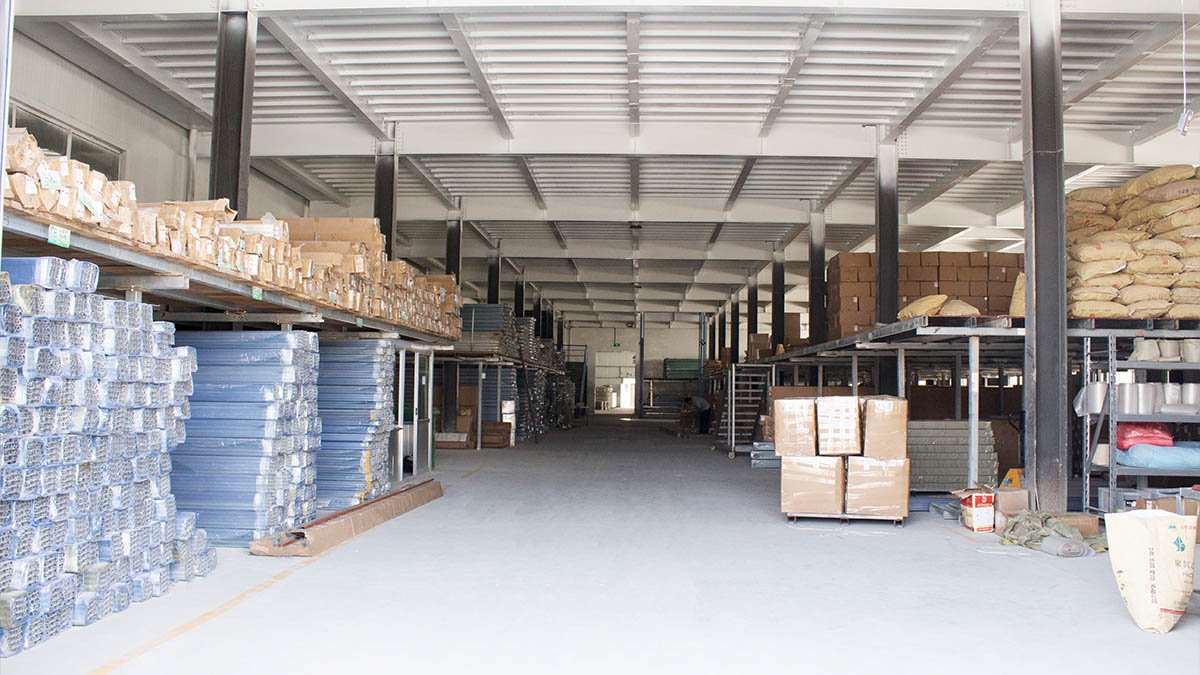 Wall-Mounted vs. Floor-Mounted Grab Bars: Which Is Better?